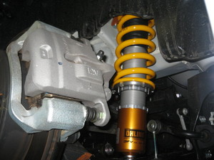 ＯＨＬＩＮＳ製全長式ＤＦＶ車高調3